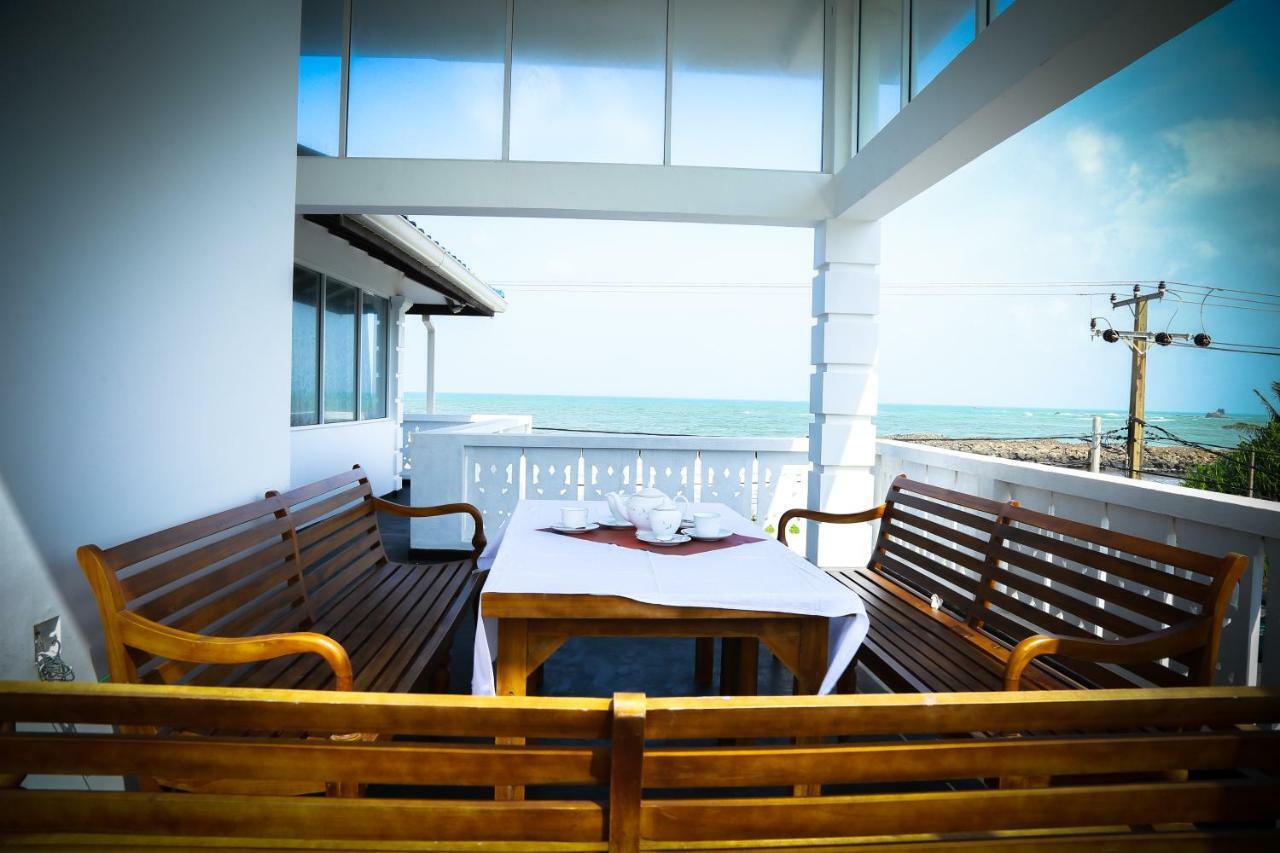 Hikka Ocean Resort Hikkaduwa Bagian luar foto