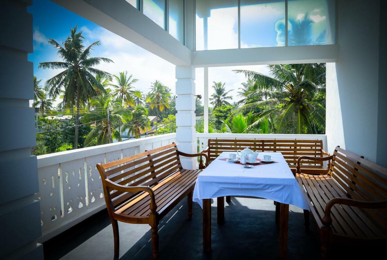 Hikka Ocean Resort Hikkaduwa Bagian luar foto