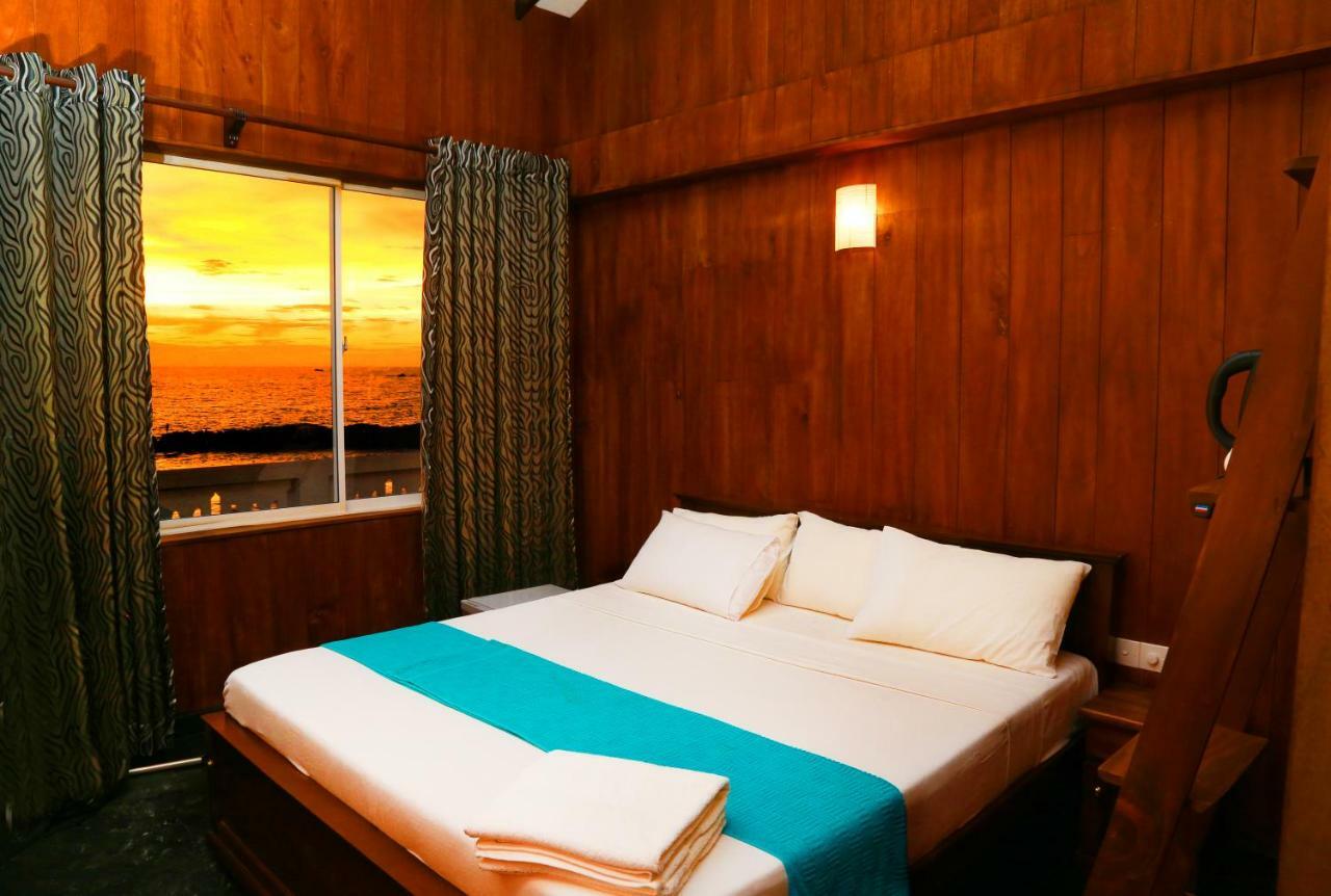 Hikka Ocean Resort Hikkaduwa Bagian luar foto