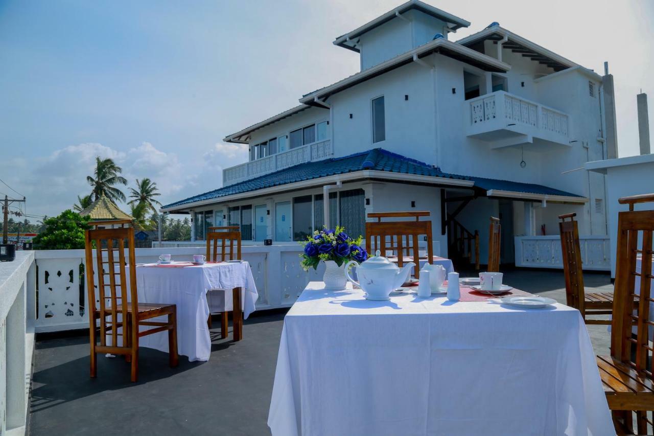 Hikka Ocean Resort Hikkaduwa Bagian luar foto
